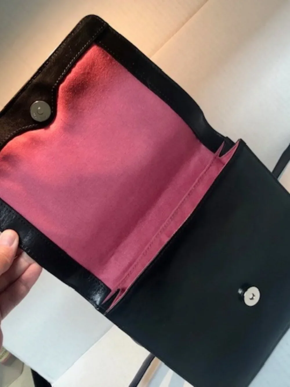 Hobo International black leather crossbody purse wallet dark pink lining